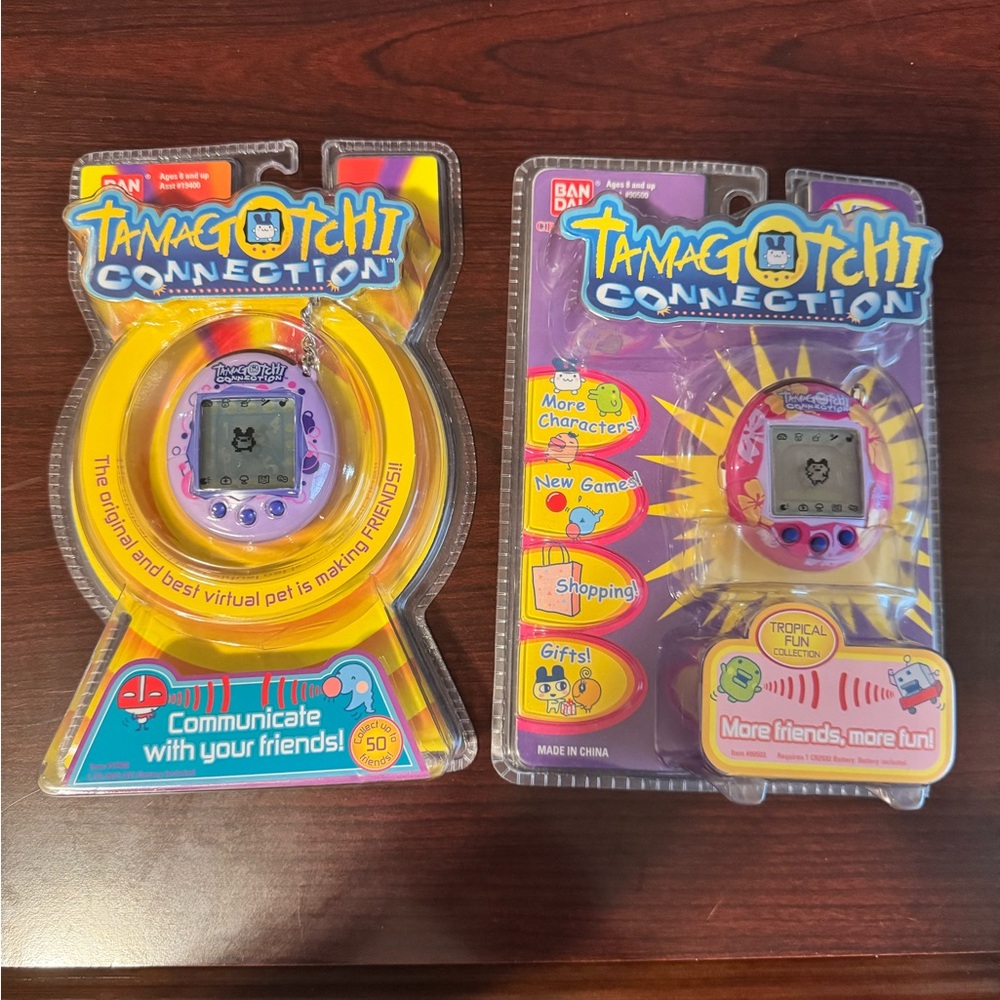 2 new sealed tamagotchis